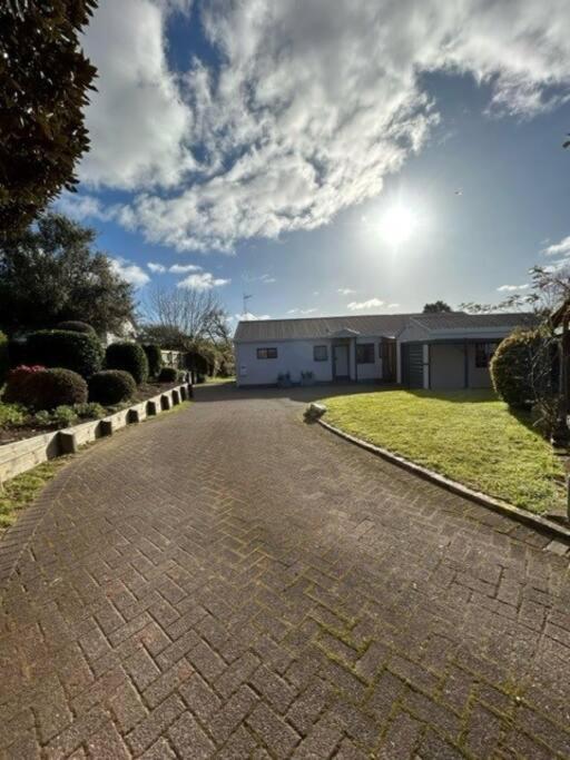 Family Perfect, Winter Getaway, Secure Yard, Parking, Mountain Bikes, Arcade Villa Rotorua Luaran gambar